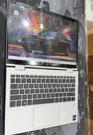 New Laptop HP Elitebook 830 G11 16GB Intel Core i7 SSD 512GB
