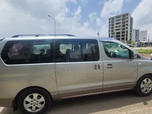 Hyundai Starex 2014 Silver