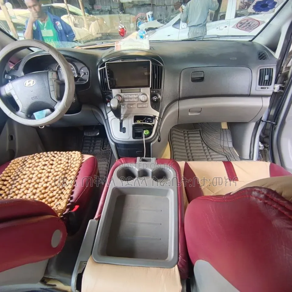 Hyundai Starex 2014 Silver