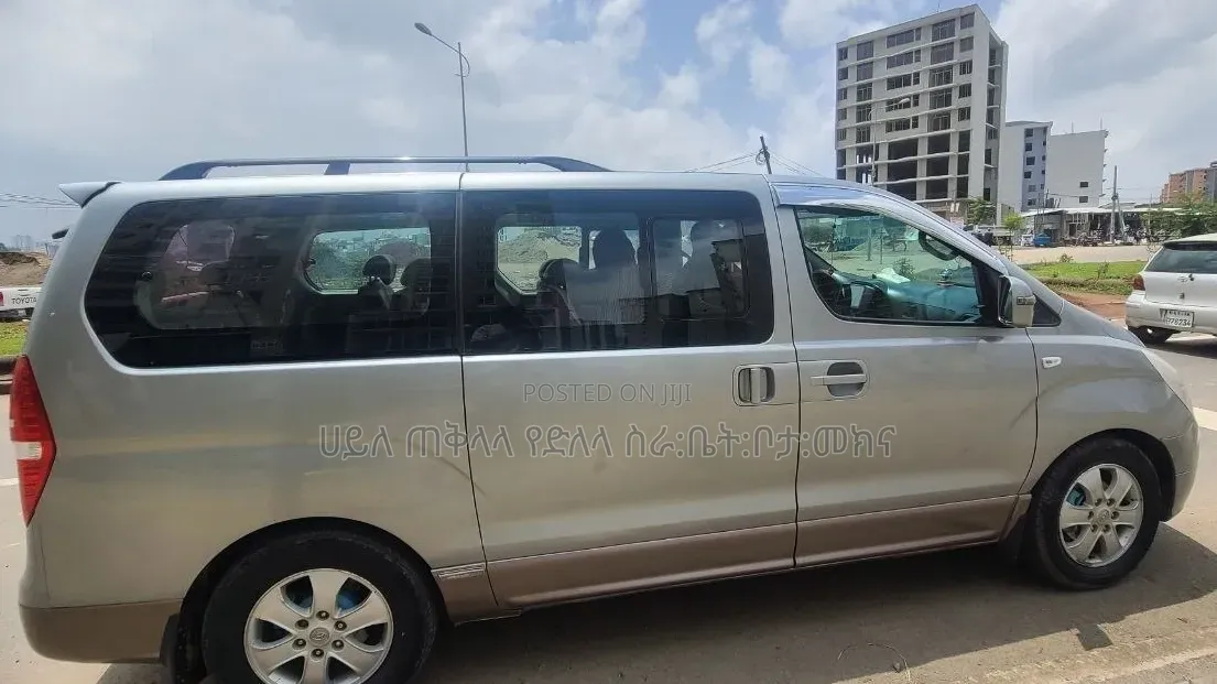 Hyundai Starex 2014 Silver