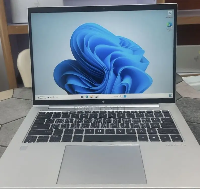 New Laptop HP EliteBook 840 G9 16GB Intel Core i7 SSD 512GB