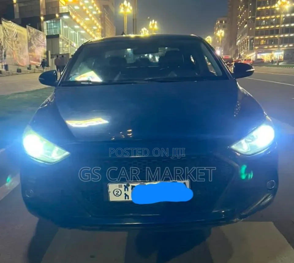 Hyundai Avante 2017 Teal
