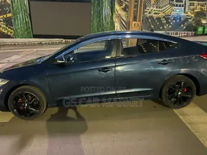 Hyundai Avante 2017 Teal