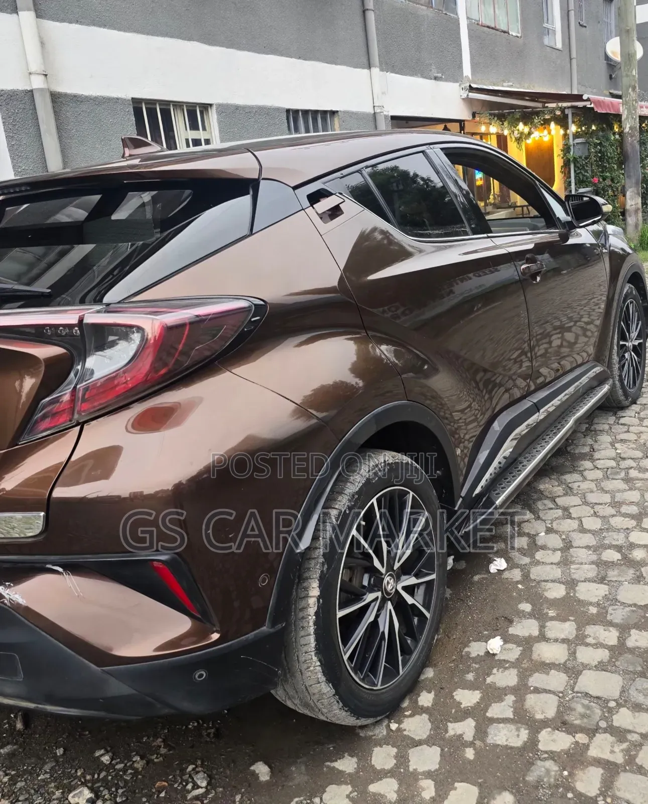 Toyota C-HR 2017 Brown