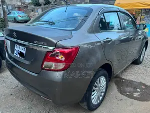 Suzuki RE 2022 Silver