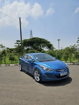 Hyundai Avante 2014 Blue