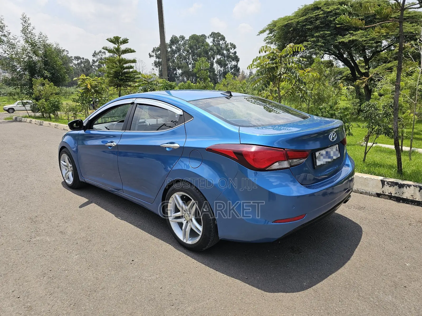 Hyundai Avante 2014 Blue