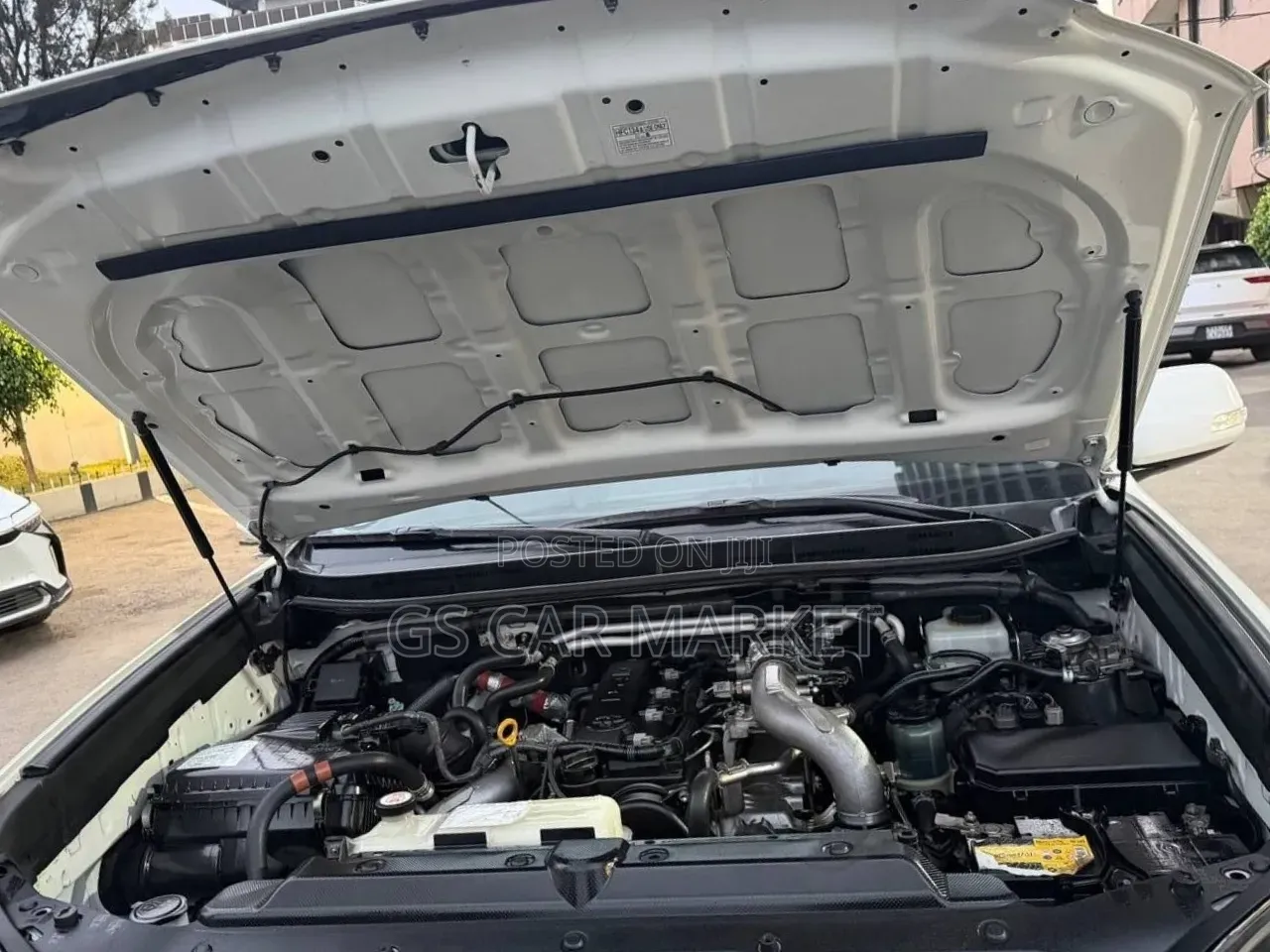 Toyota Land Cruiser Prado 2018 White