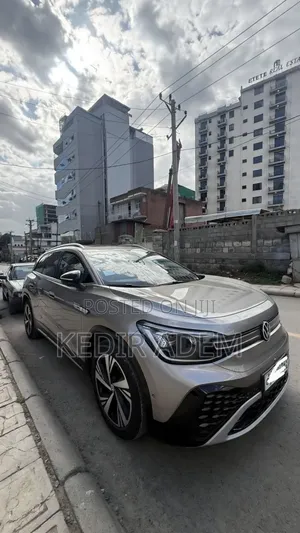 Volkswagen ID.6 2024 Gray