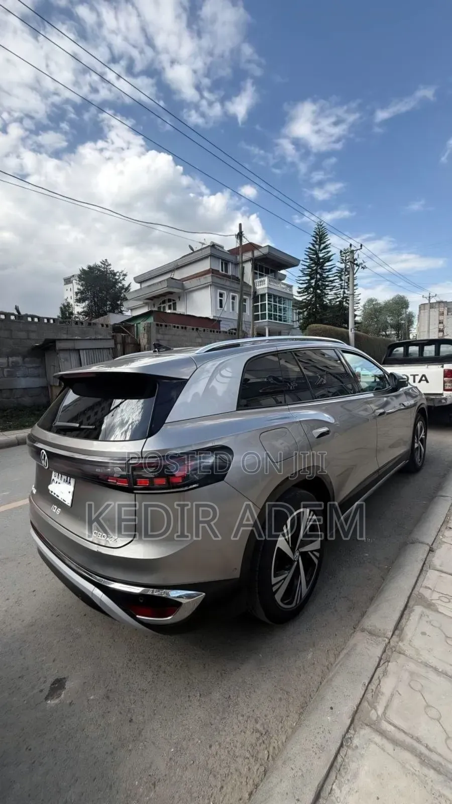 Volkswagen ID.6 2024 Gray