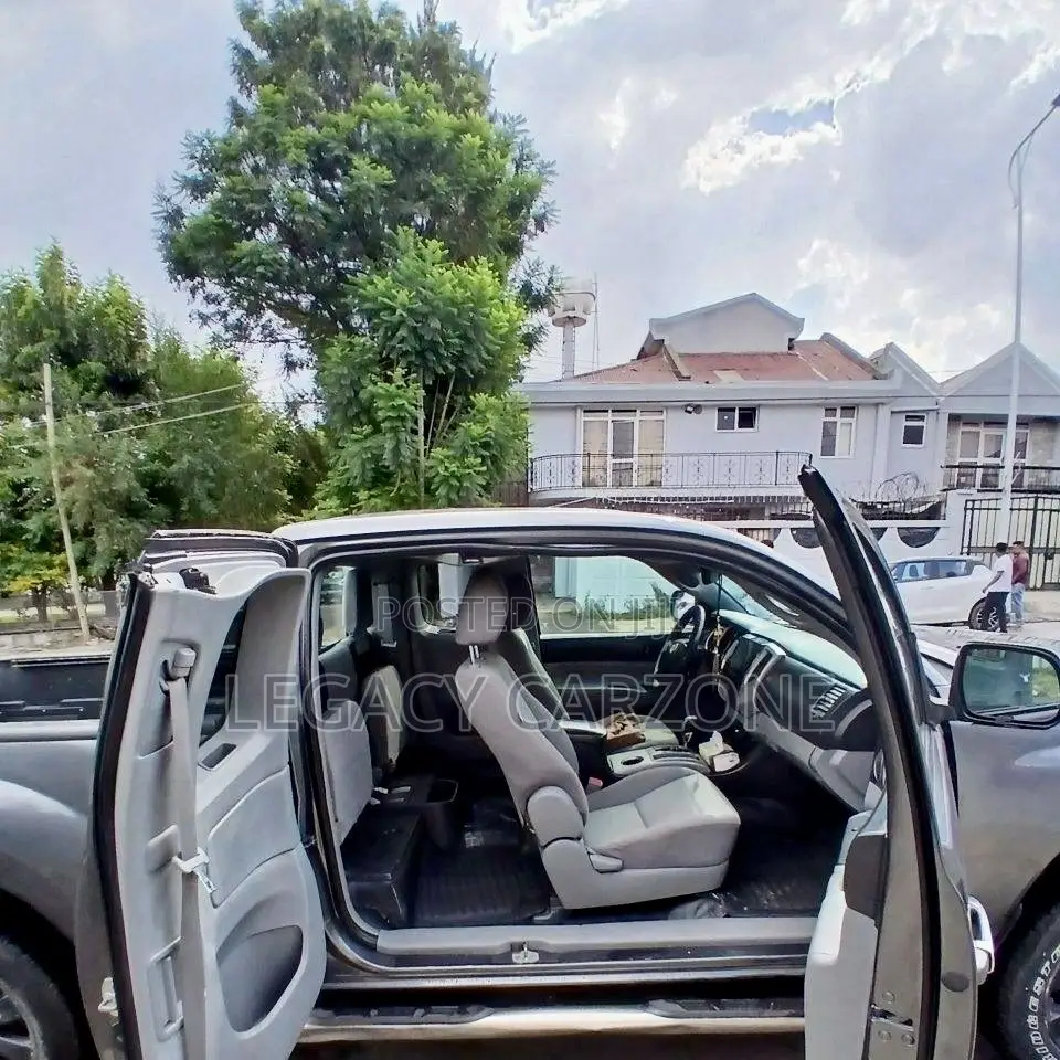 Toyota Tacoma 2012 Black