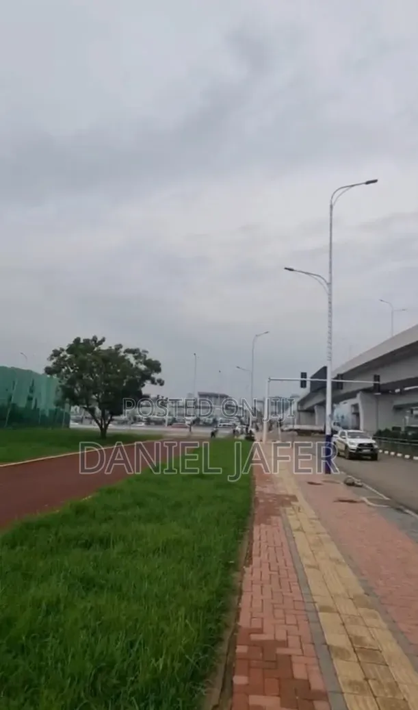 4bdrm Apartment in Bereka Realestet, Bole for sale