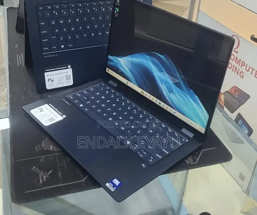 New Laptop HP OmniBook X Flip 14" 16GB Intel Core Ultra 5 SSD 512GB