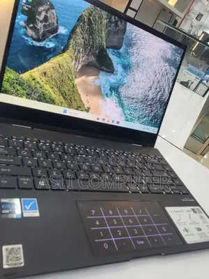 New Laptop Asus Zenbook 14 16GB Intel Core i7 SSD 512GB