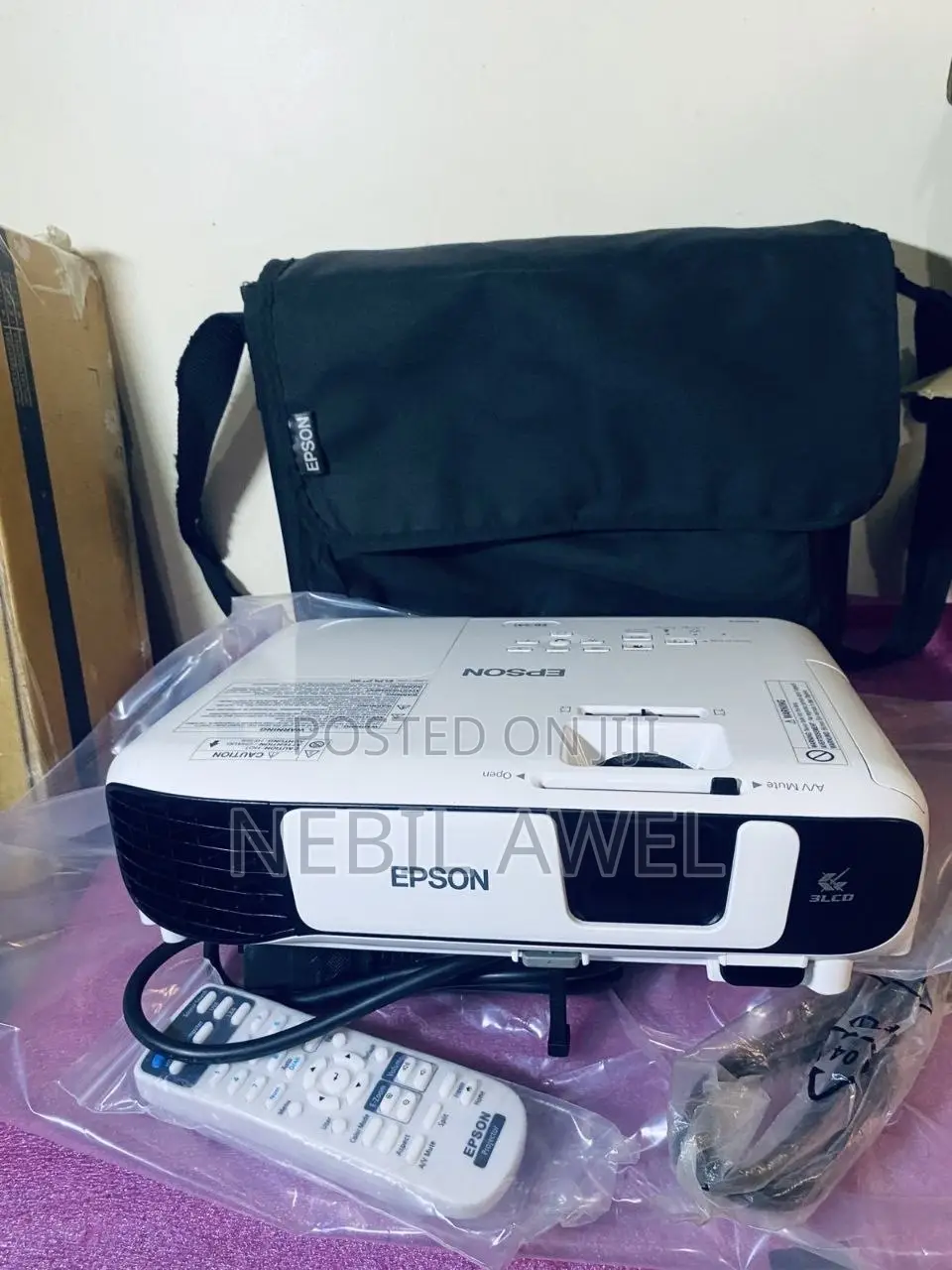 Epson Projector EB-S41 SVGA 3LCD HD Multimedia Projector 3,300 Lumens