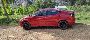 Hyundai Elantra 2012 Red