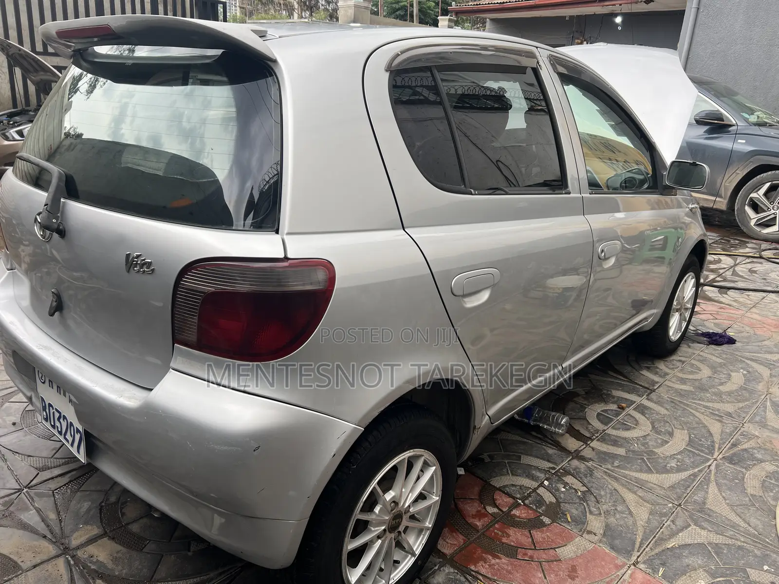 Toyota Vitz 1.0 FWD 5dr 2001 Silver