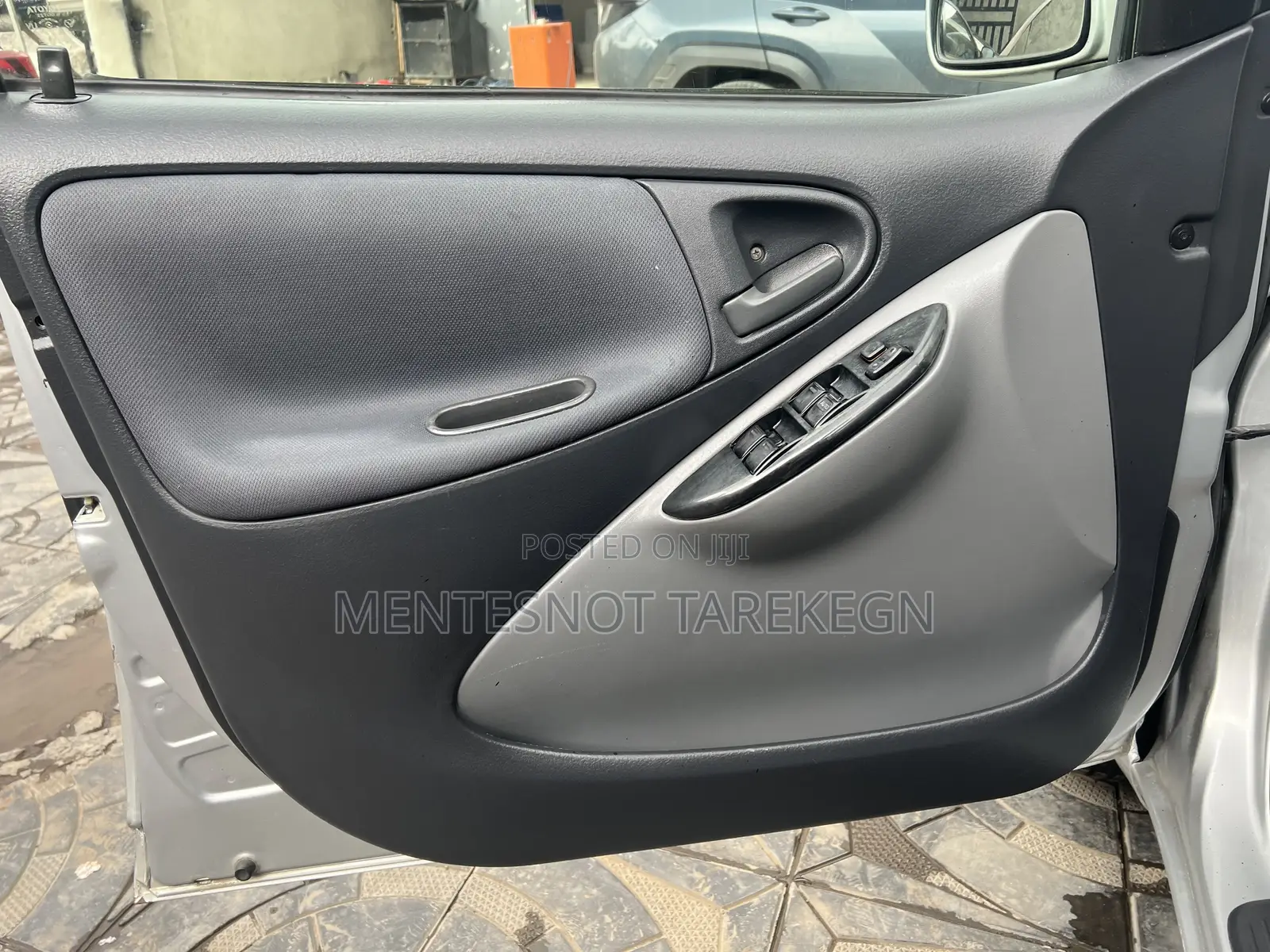 Toyota Vitz 1.0 FWD 5dr 2001 Silver