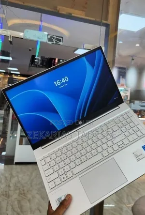 New Laptop HP Pavilion 15 16GB Intel Core i5 SSD 1T