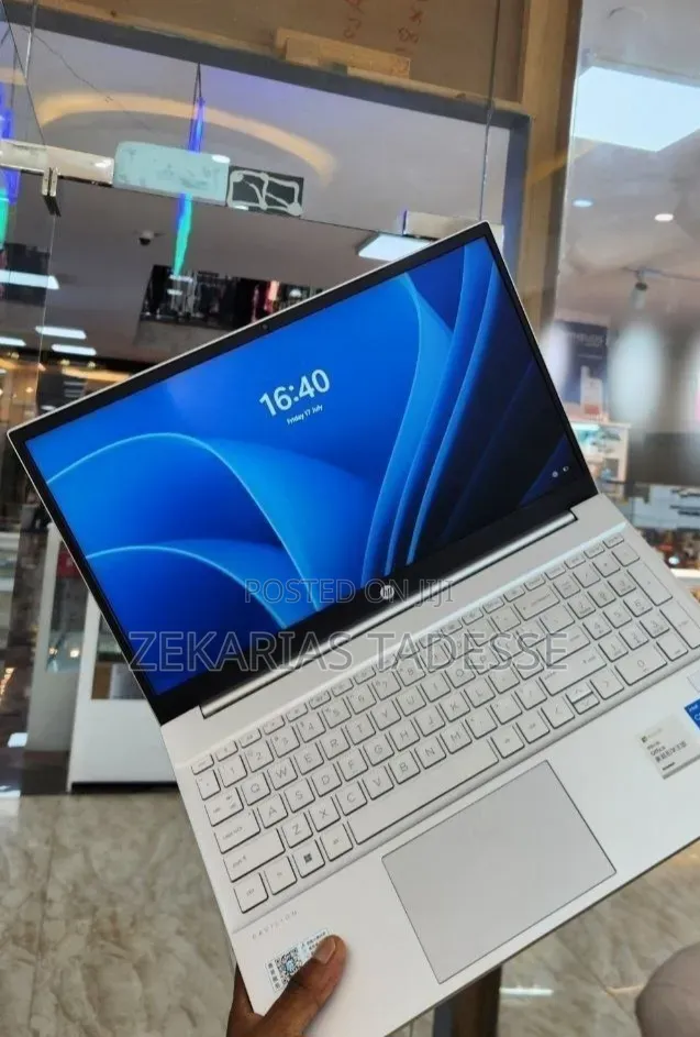 New Laptop HP Pavilion 15 16GB Intel Core i5 SSD 1T