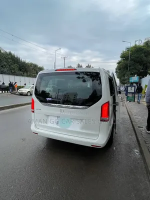 Mercedes-Benz V-Class 2022 White
