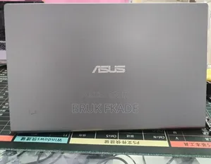 New Laptop Asus VivoBook 15 X505BA 8GB Intel Core i3 SSD 256GB