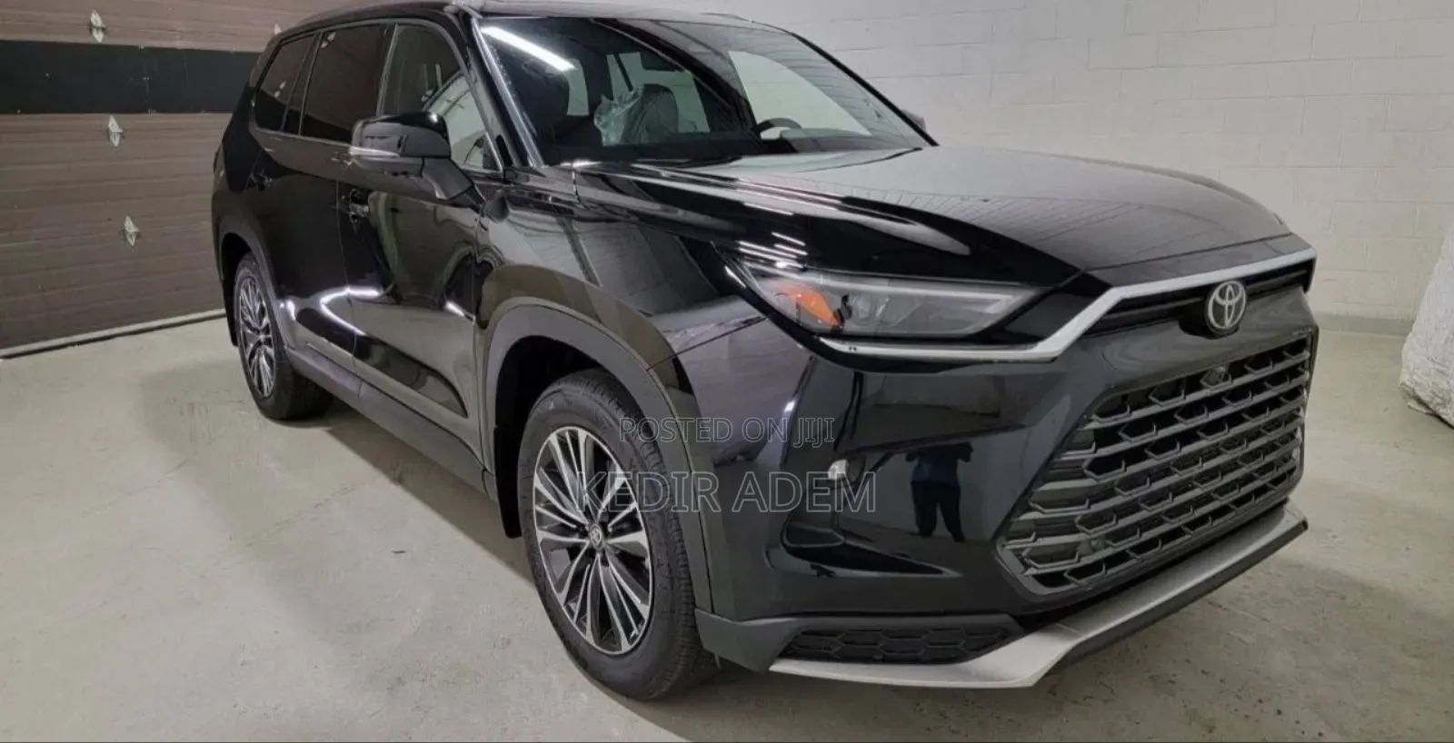 Toyota Grand Highlander Hybrid 2025 Black