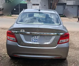 Suzuki Dzire 2022 Silver