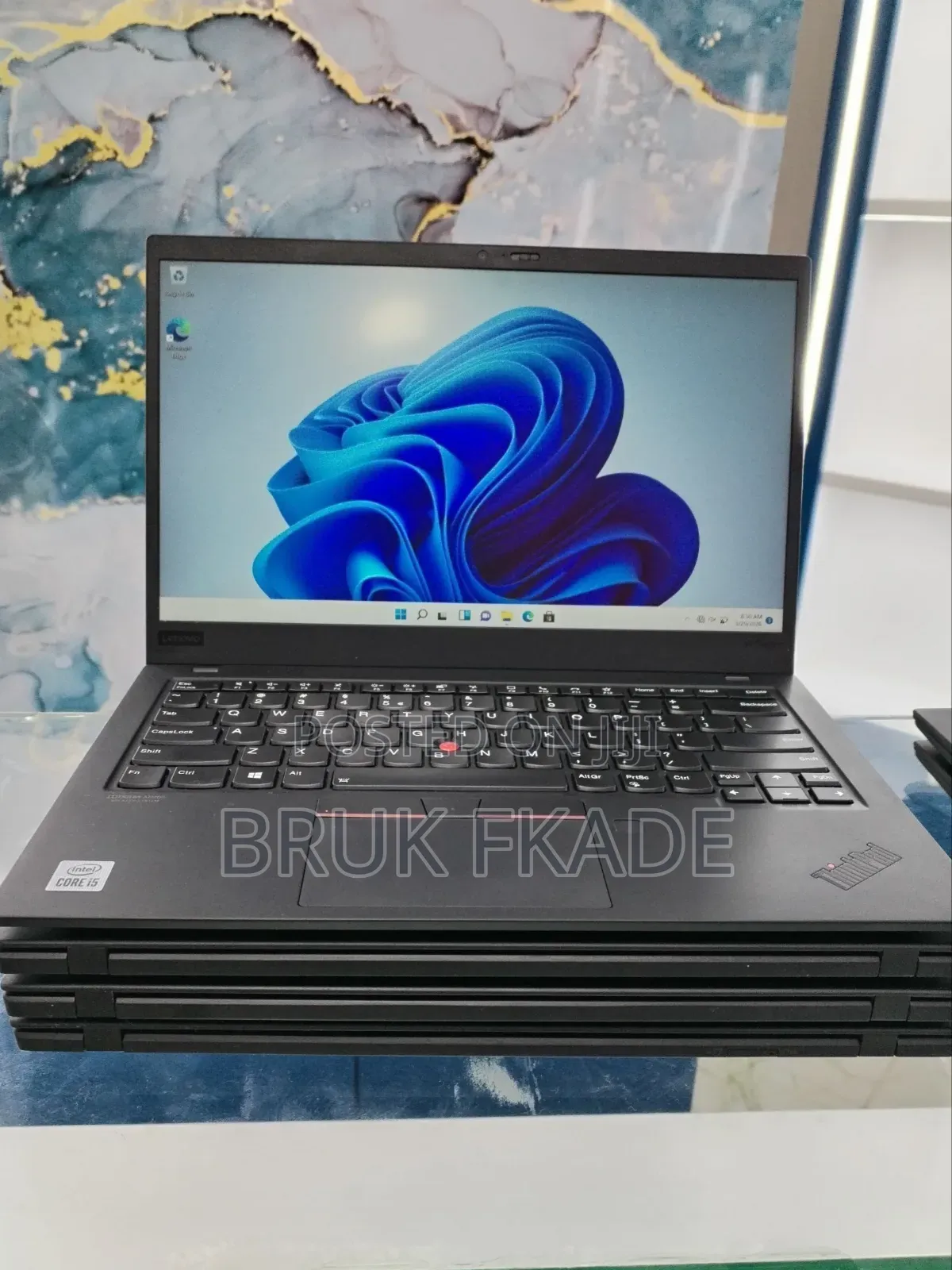 New Laptop Lenovo ThinkPad X1 Carbon 8GB Intel Core i5 SSD 512GB