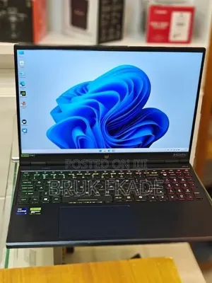 New Laptop Acer Predator Helios 300 16GB Intel Core i9 SSD 1T