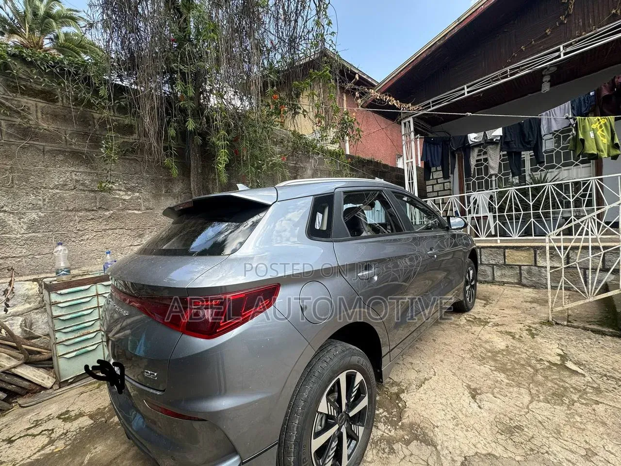 BYD E2 43 kWh 94 hp FWD 2025 Silver