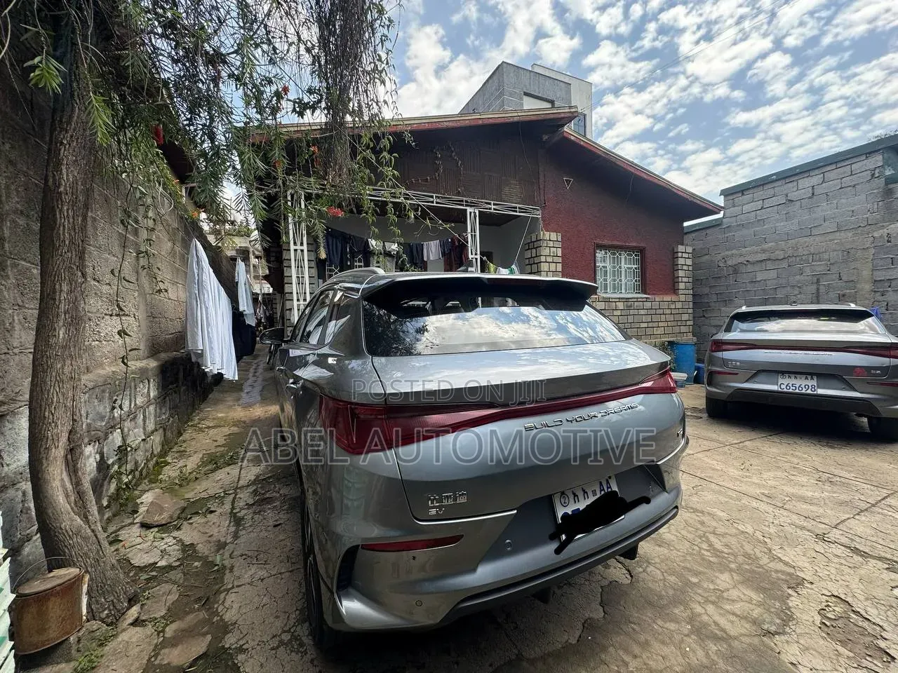 BYD E2 43 kWh 94 hp FWD 2025 Silver
