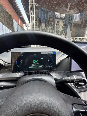 BYD E2 43 kWh 94 hp FWD 2025 Silver