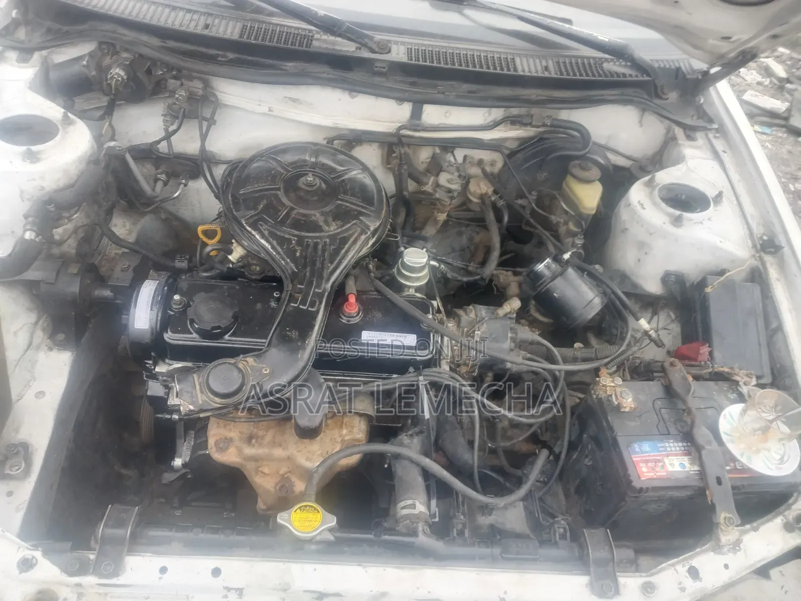 Toyota Corolla 1.3 Sedan 1996 White