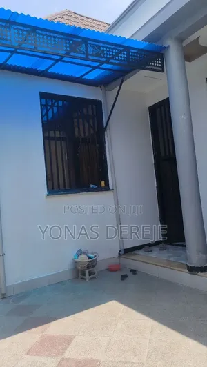 Furnished 5bdrm House in ዱከም, East Shewa for sale