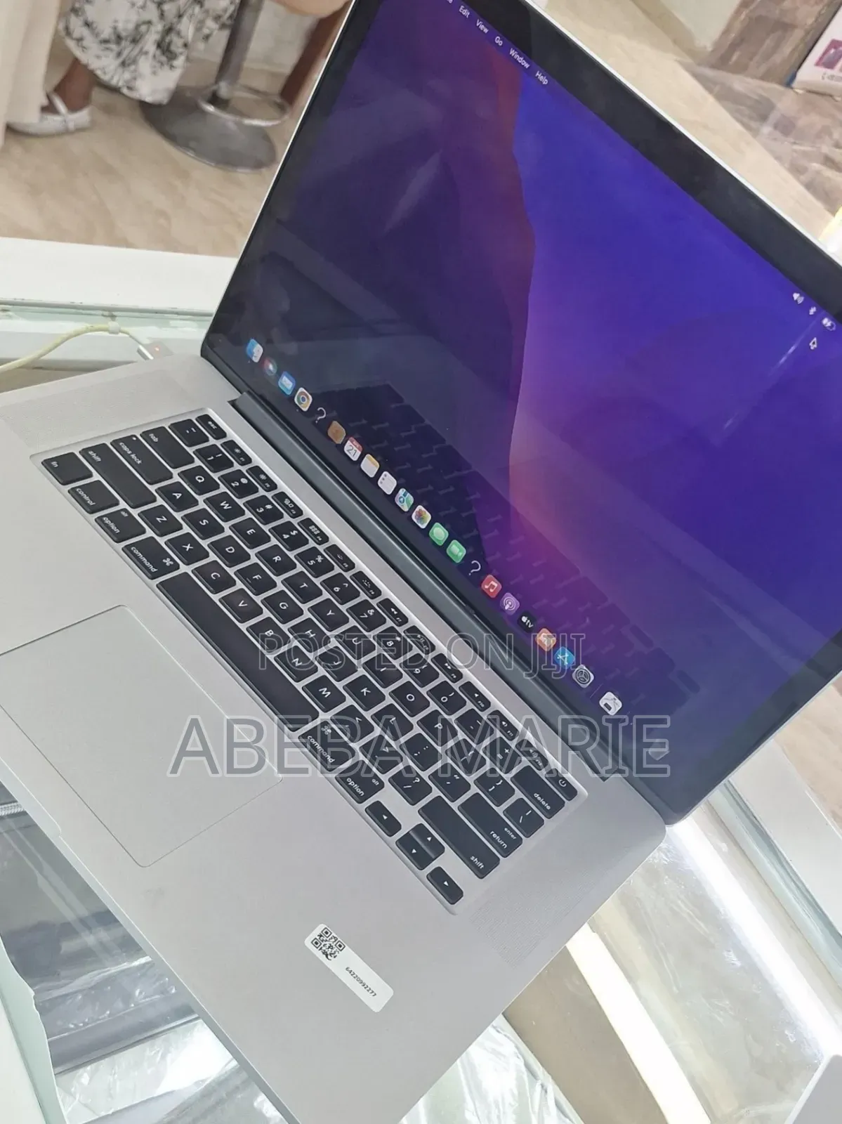 New Laptop Apple MacBook Pro 2015 16GB Intel Core i7 SSD 512GB