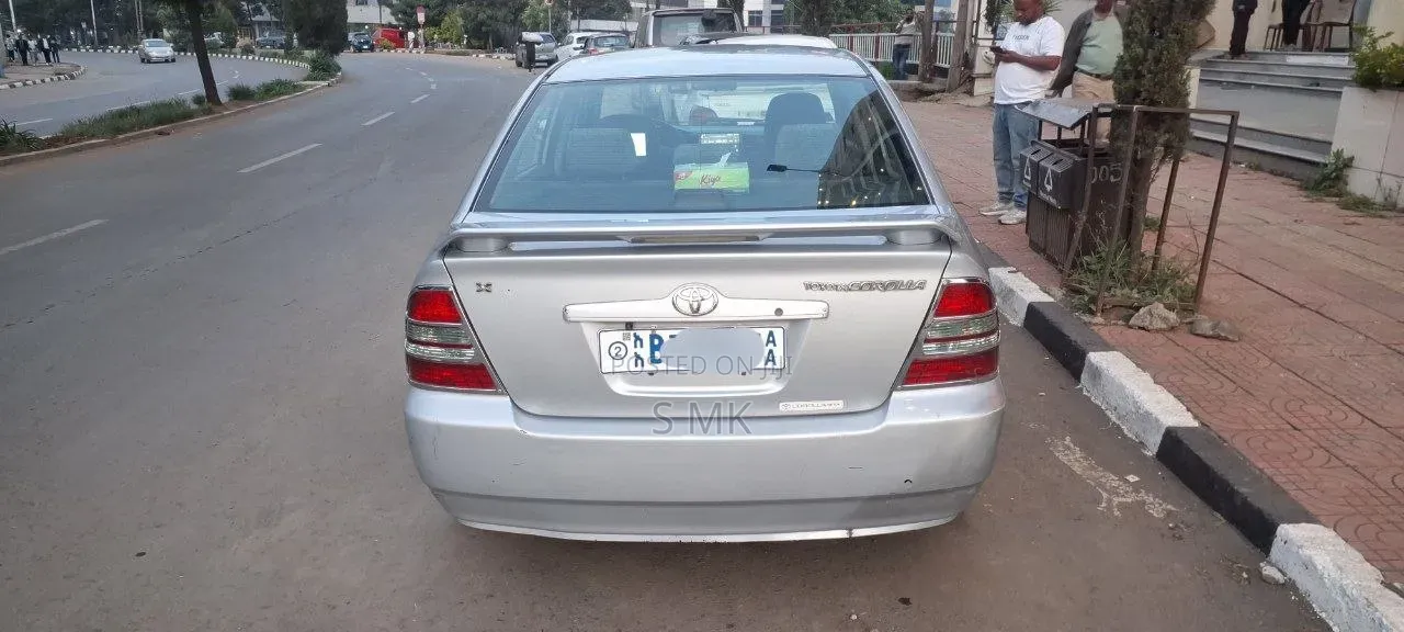 Toyota Corolla 2004 Silver
