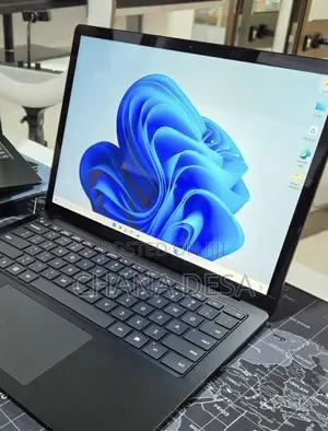 New Laptop Microsoft Surface Laptop 3 16GB Intel Core i7 SSD 256GB