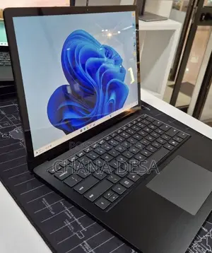 New Laptop Microsoft Surface Laptop 3 16GB Intel Core i7 SSD 256GB
