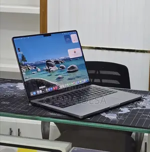 New Laptop Apple MacBook Pro 2021 M1 32GB Apple M1 Pro SSD 512GB