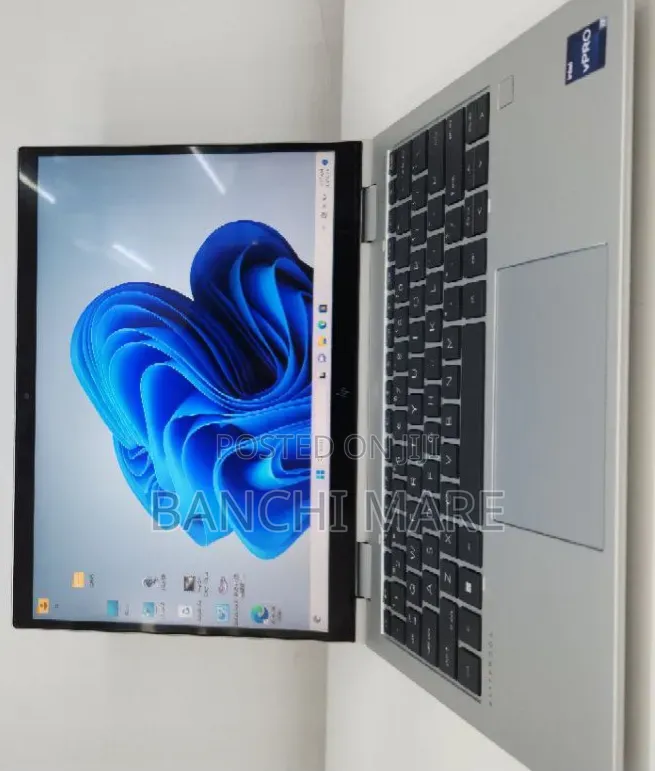 New Laptop HP EliteBook 830 16GB Intel Core i7 SSD 512GB