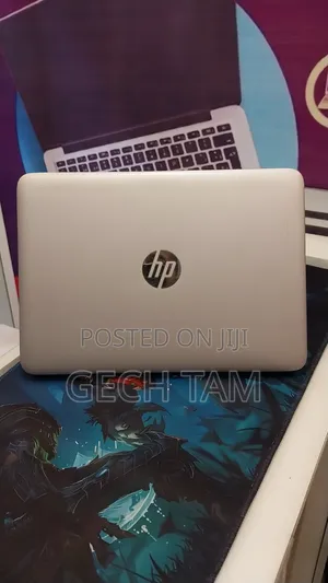 Laptop HP EliteBook 820 G4 8GB Intel Core i5 SSD 256GB