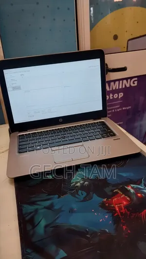Laptop HP EliteBook 820 G4 8GB Intel Core i5 SSD 256GB