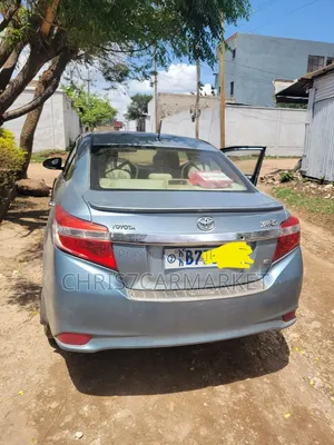 Toyota Yaris 2014 Blue