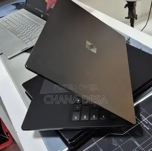 New Laptop Microsoft Surface Laptop 3 16GB Intel Core i5 SSD 256GB
