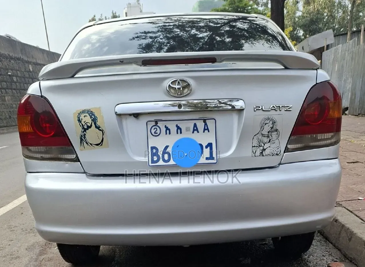 Toyota Platz 2025 Silver