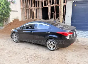 Hyundai Avante 2012 Silver