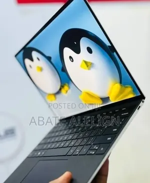New Laptop Dell XPS 15 8GB Intel Core i5 SSD 512GB