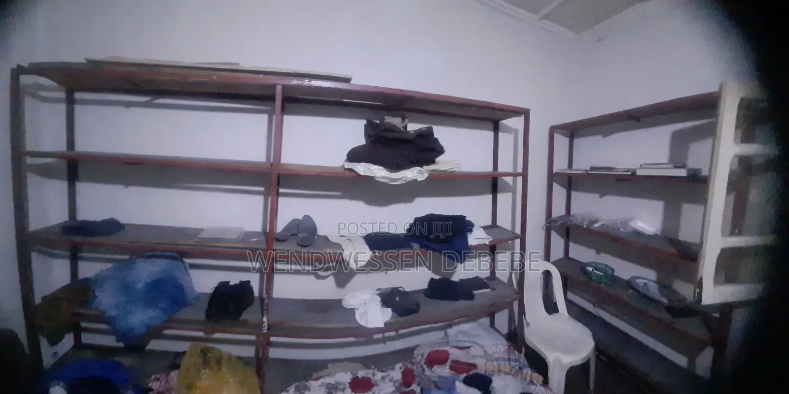 Shelfs Metal and Wood