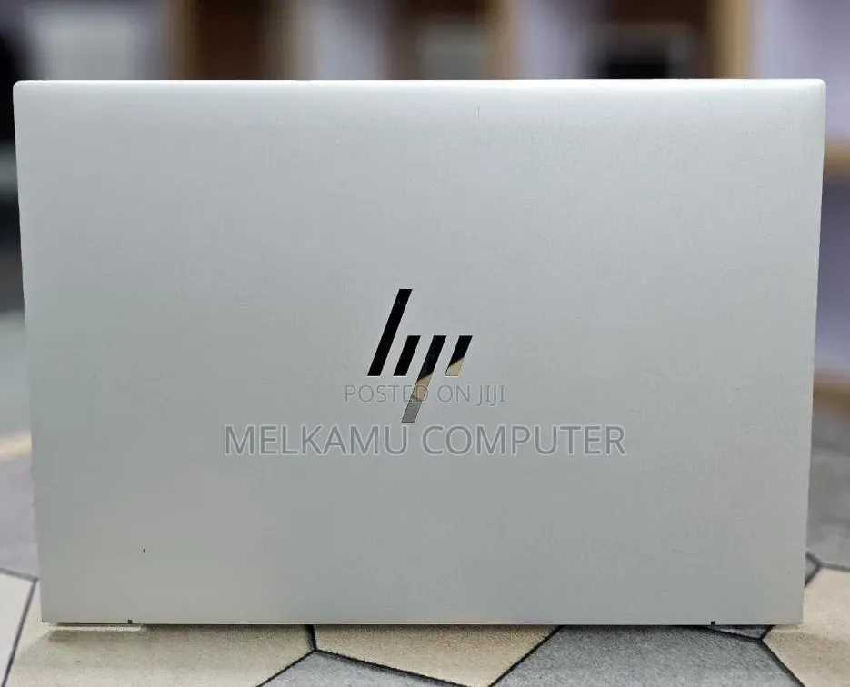 New Laptop HP EliteBook 830 G9 16GB Intel Core i5 SSD 512GB